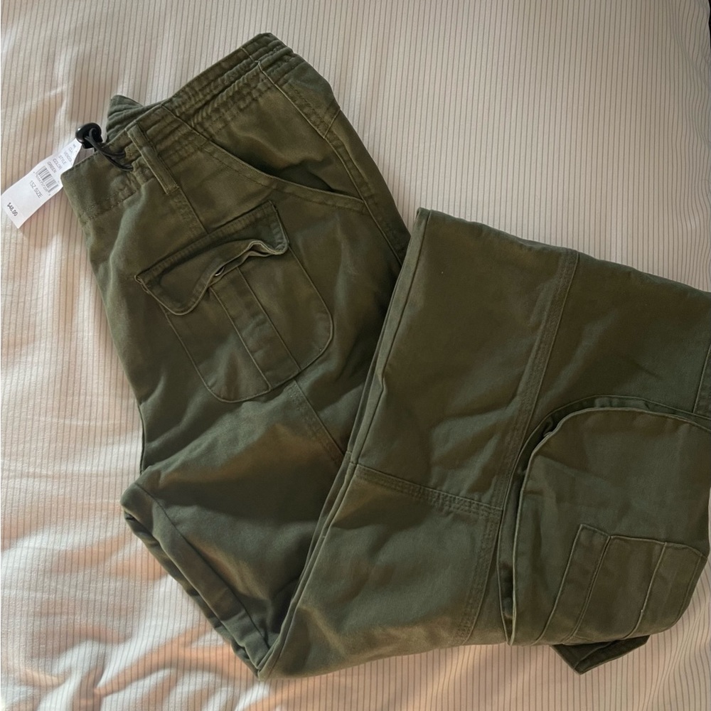 • Brandy Melville Cargo Pants